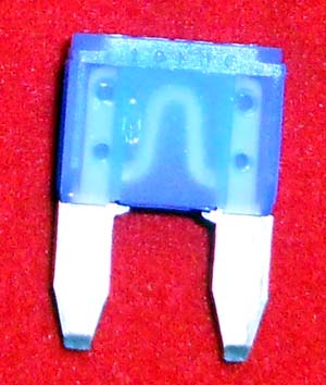 Mini Blade fuse - ATM20